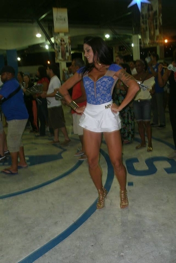 Aline Campos