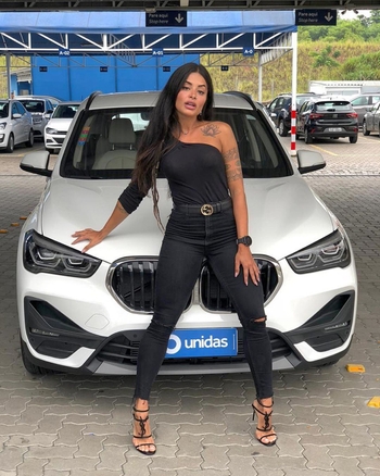 Aline Campos