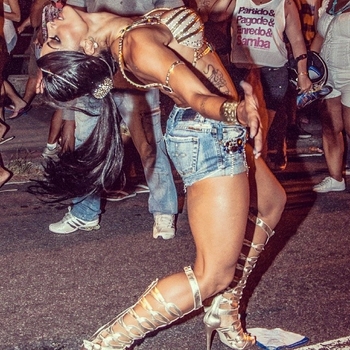 Aline Campos