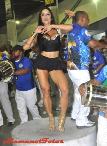 Aline Campos