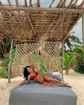 Aline Campos