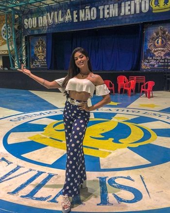 Aline Campos