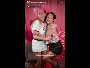  alt="Alexandra Kay"
