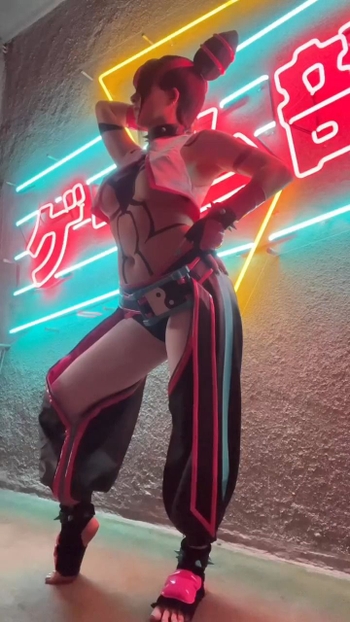 Akemi Hogan