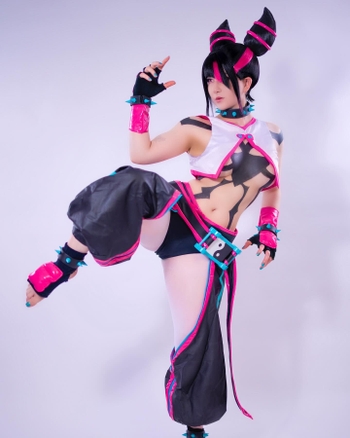 Akemi Hogan