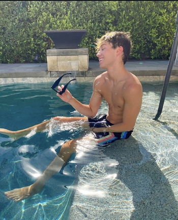 Ashton Hero