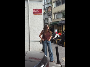  alt="Burcu Ozberk"
