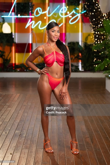 Amaya Espinal