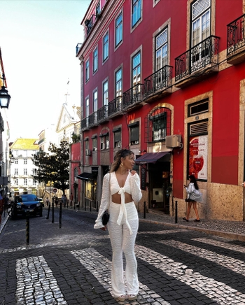 Amaya Espinal