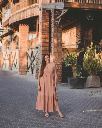Sally Özcan