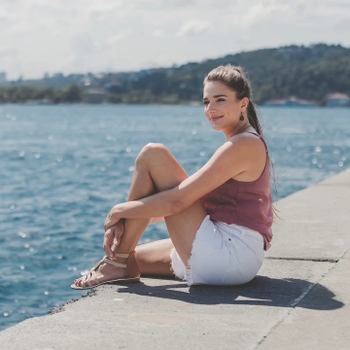 Sally Özcan