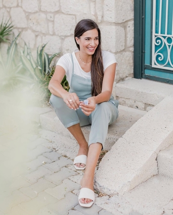 Sally Özcan