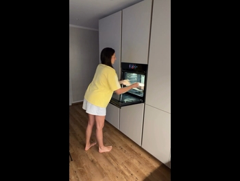  alt="Sally Ozcan"