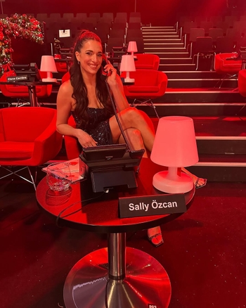 Sally Özcan