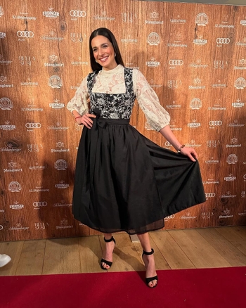 Sally Özcan
