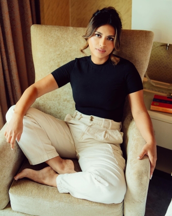 Rose Flores