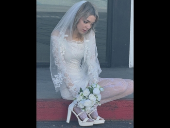 alt="Sophie Powers"