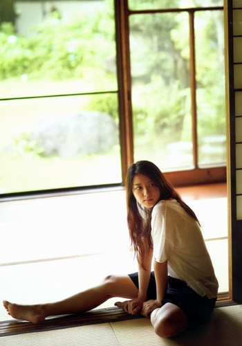 Emi Takei