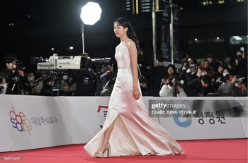 Kim Si-Eun