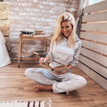 Vasvári Vivien
