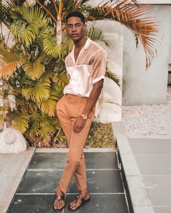 Denola Grey