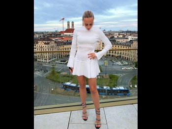  alt="Sophia Florsch"