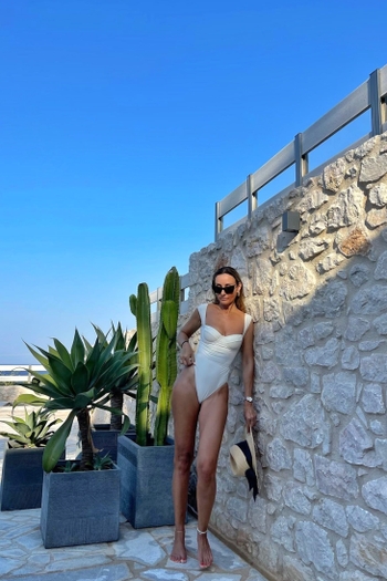 Lia Barola