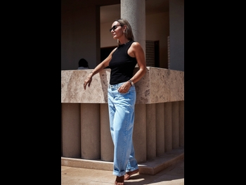  alt="Lia Barola"