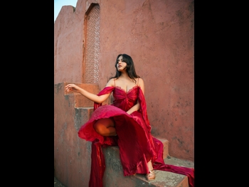  alt="Simran Kaur"