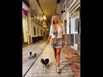  alt="Lucie Borhyova"