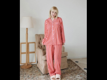  alt="Lily Morrow"