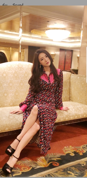 Hana Kuk