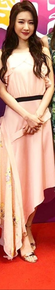 Hana Kuk