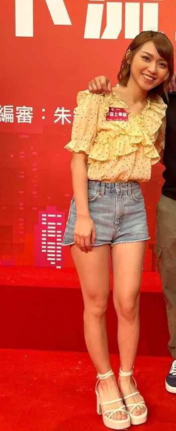 Bella Lam