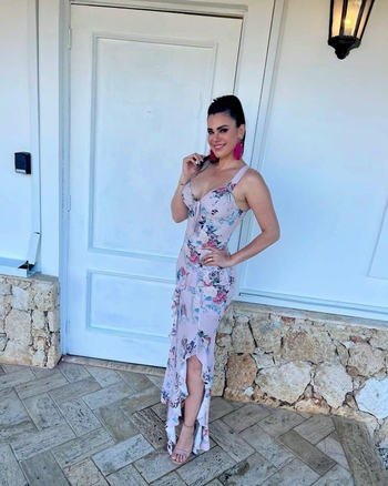 Luz Elena González