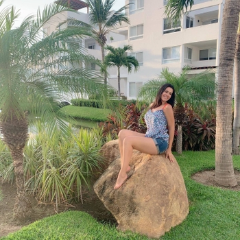Luz Elena González