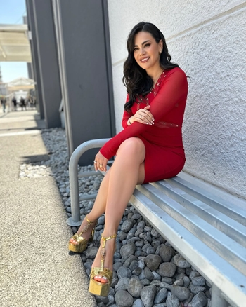 Luz Elena González