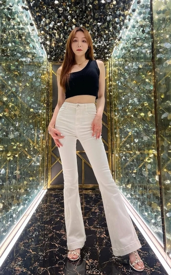 Irina Tang