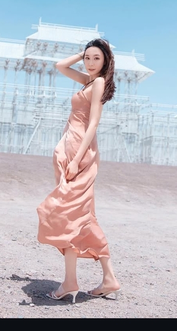 Irina Tang