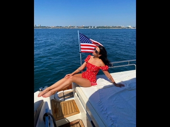  alt="Anya Andriychuk"
