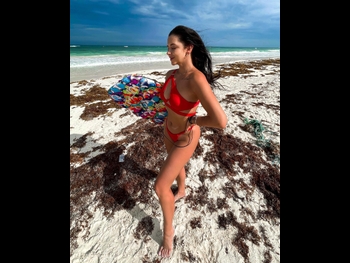  alt="Anya Andriychuk"