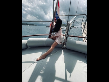  alt="Anya Andriychuk"