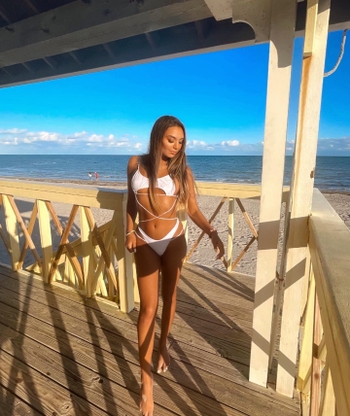 Nikki H