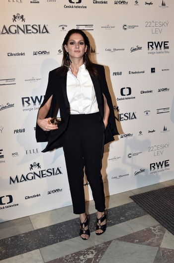 Klára Issová
