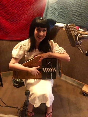 Grey DeLisle