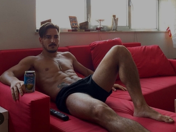 Damián Quintero
