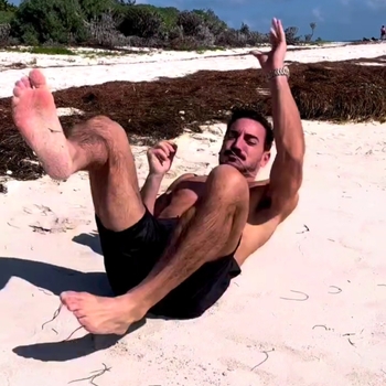 Damián Quintero