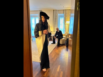 alt="Cher"