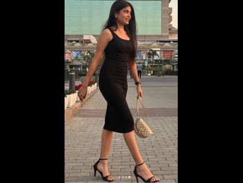  alt="Riya Verma"