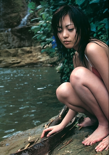 Yumi Egawa